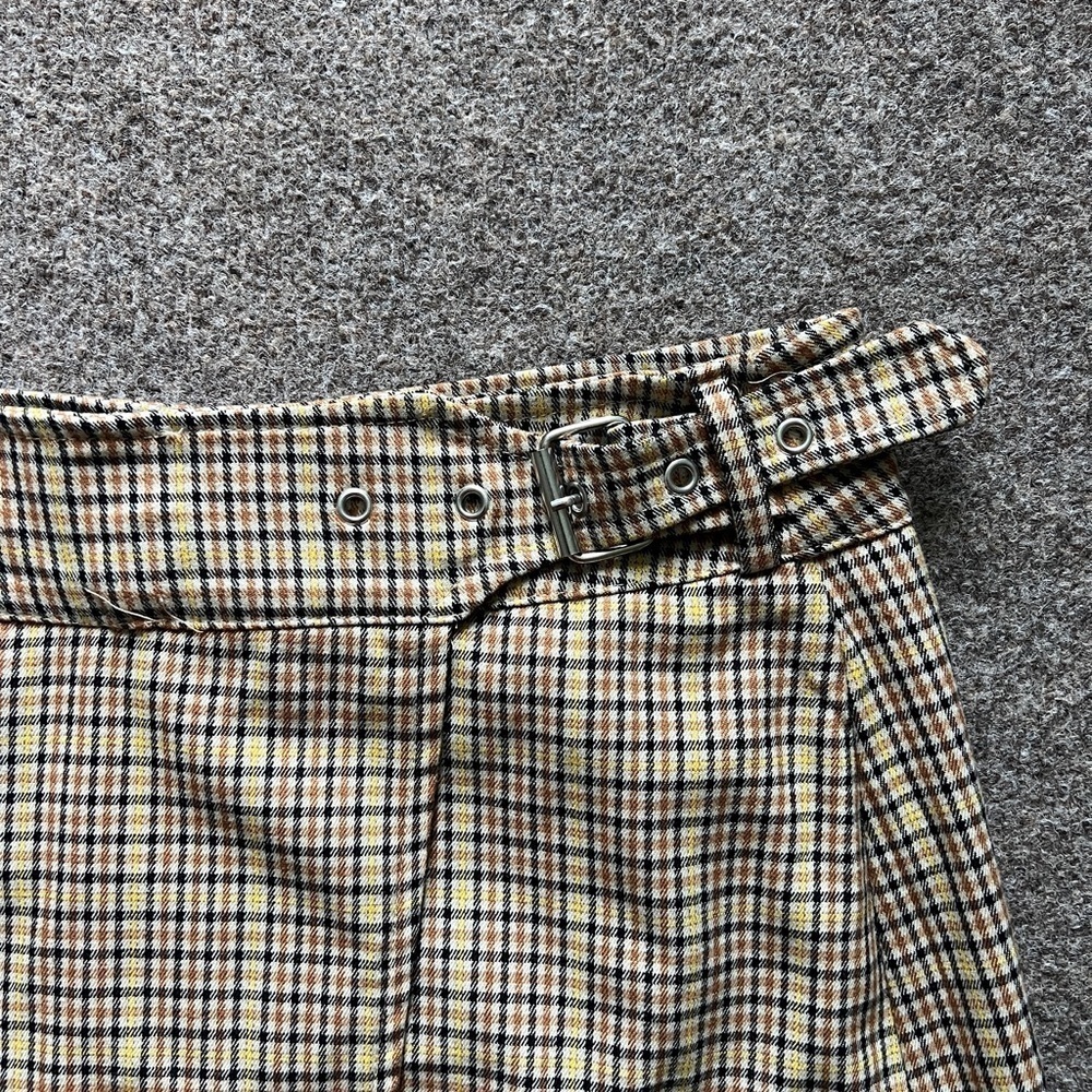 Bershka Wrap Style Mini Plaid‎ Academia Preppy Skirt Buckle Accent Tan Women’s L - Picture 3 of 11